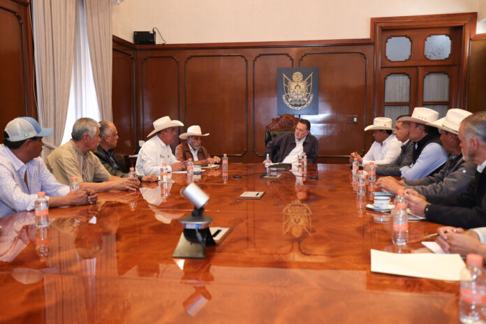 Mauricio Kuri anuncia apoyo a productores de maíz de Querétaro