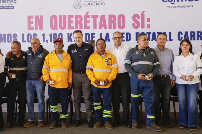 Reconoce Gobernador a camineros por cuidar las vidas de las y los queretanos