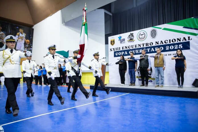 Roberto Cabrera inaugura el Concurso Nacional de Escoltas y Bandas de Guerra 