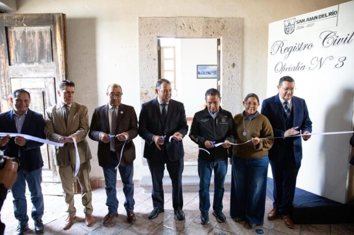 Roberto Cabrera inaugura la Oficialía del Registro Civil número 3 en el CAM Cerro Gordo