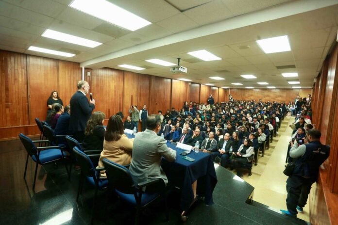 SEDESU inaugura Coloquio Nacional de Estudiantes de Economía y Actuaría de la UAQ