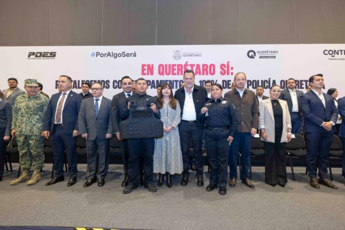 Equipa Gobernador al estado de fuerza queretano con más de 155 mdp