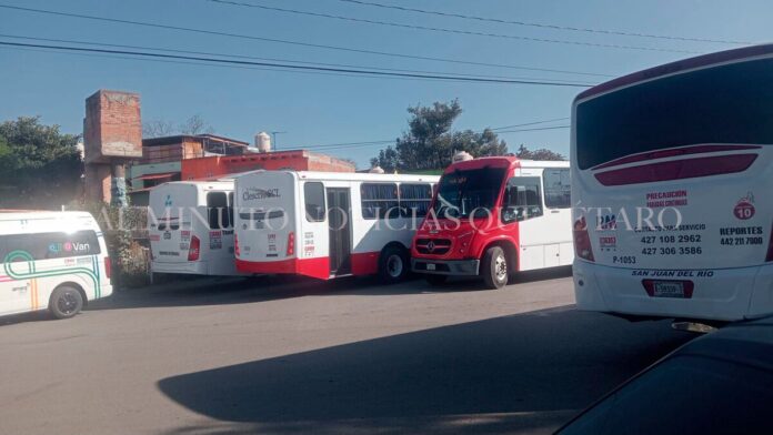 Paro de transporte en La Valla, choferes exigen aumento de tarifa sin autorización oficial