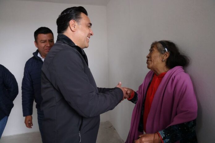 Supervisa Luis Nava construcción de cuartos adicionales en Huimilpan