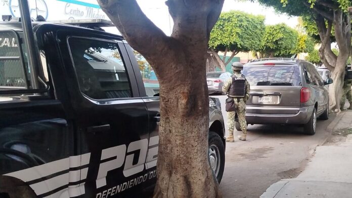Investigan muerte de paciente por cirugía estética; catean hospital en calle Corregidora de SJR