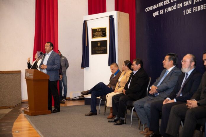 Conmemoran centenario de la Escuela Normal Rural 