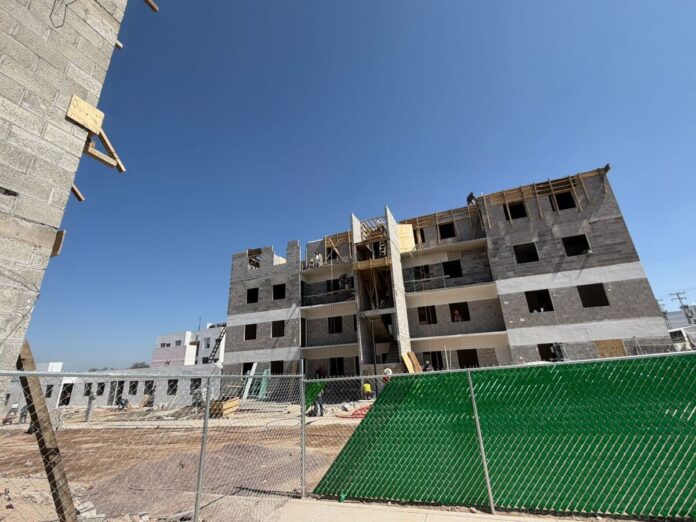 Infonavit abre punto de venta del programa 