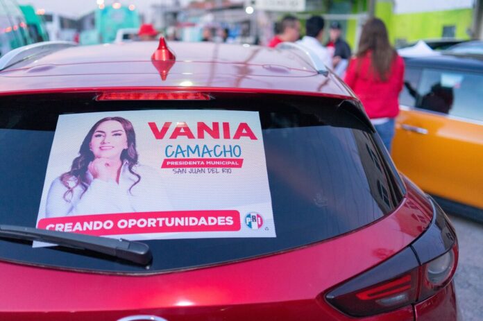 Prepara PRI posible expulsión de regidora Vania Camacho en SJR