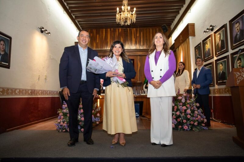 Ayuntamiento de San Juan del Río reconoce a mujeres destacadas con galardón “Sara Pérez Romero”