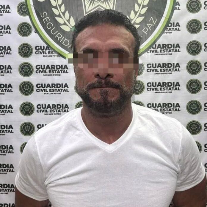 Arrestan al luchador Alberto del Río “El Patrón” por golpear a su esposa en SLP
