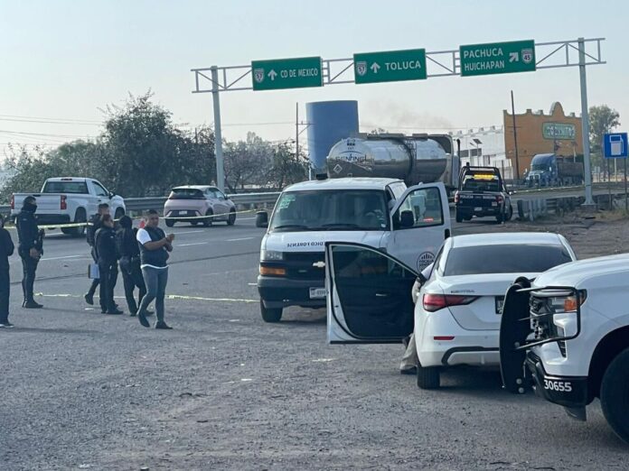 Abaten a presunto delincuente tras persecución y balacera en la Carretera 57