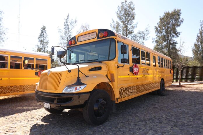 Benefician a más de 570 estudiantes con transporte escolar gratuito en Tequisquiapan
