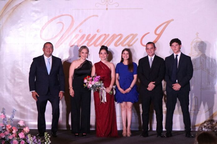 Inician festejos por los 495 años de San Juan del Río; presentan a Viviana I como reina de la Feria 2026