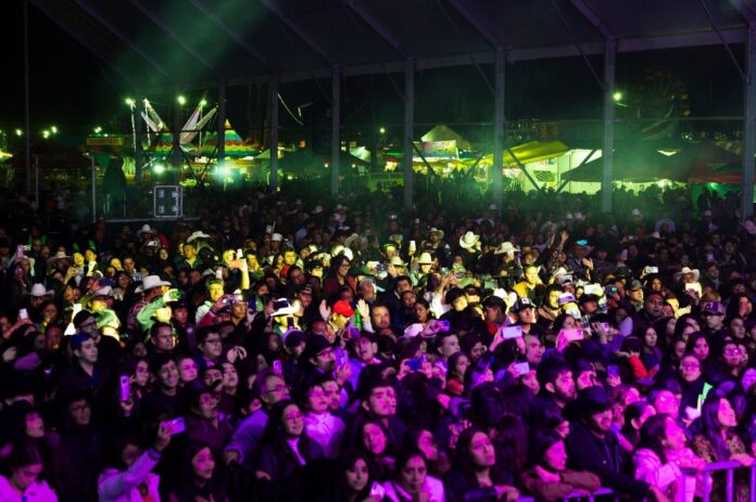 Piden evitar la apología del delito a artistas durante su presentación en Feria San Juan del Río 2026