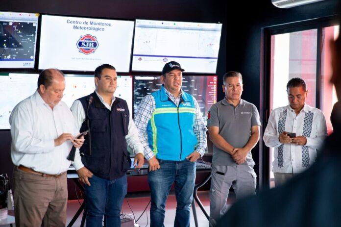 Roberto Cabrera instala Puesto de Mando para la Temporada de Ciclones San Juan del Río