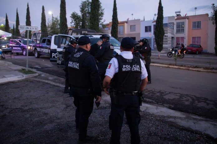 Arrestan a 22 personas tras operativo 