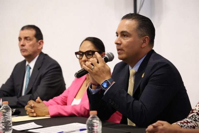Firman SEGOB y Colegio de Abogados convenio de asesoría legal gratuita en SJR