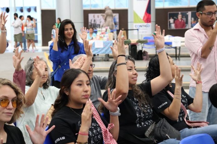 Conmemoran el Día Nacional de la Lengua de Señas con jornadas de inclusión en Querétaro