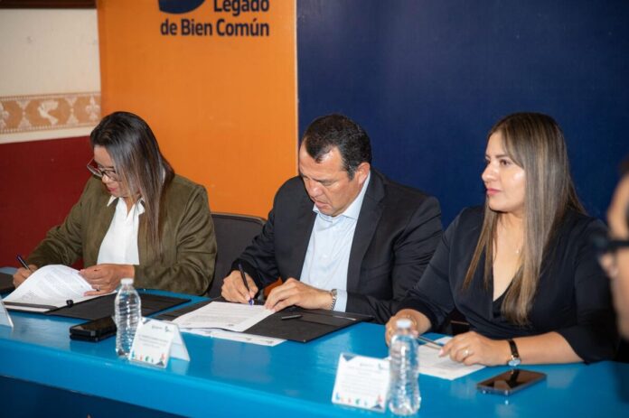 Firman San Juan del Río e IEEQ convenio para impulsar la participación ciudadana