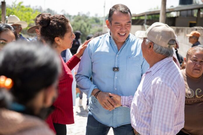 Roberto Cabrera arranca la segunda etapa para la rehabilitación de calle en Santa Bárbara La Cueva