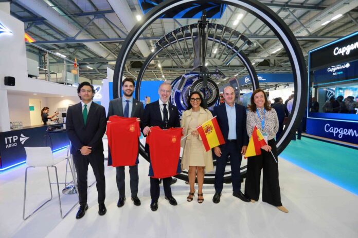 Marco Del Prete promueve a Querétaro en la Feria Aeroespacial de Farnborough