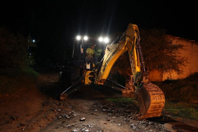 Inician obras de drenaje sanitario en tres colonias de Tequisquiapan