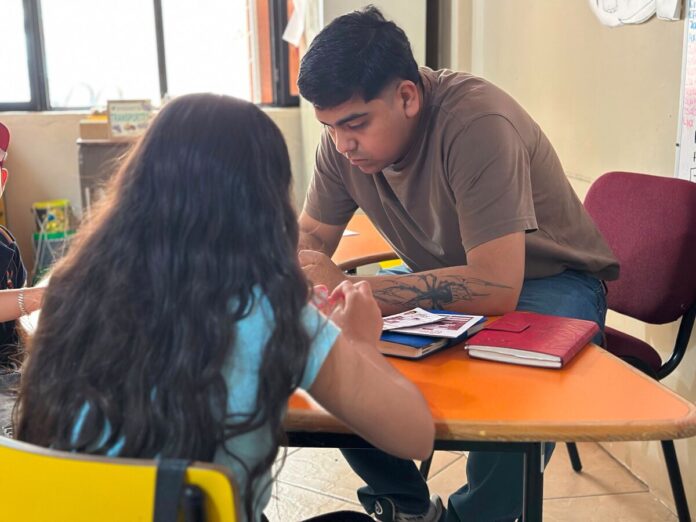 Más de 4 mil 900 personas reciben atención especializada en la Unidad Básica de Rehabilitación de Tequisquiapan