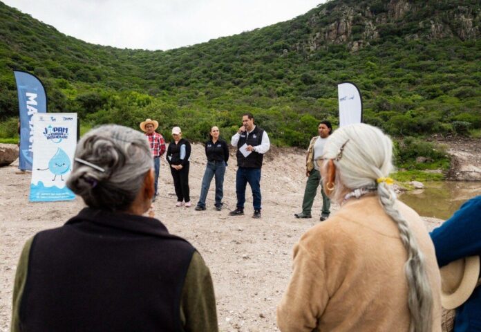 JAPAM entrega bordo de regulación en Cerro Gordo, SJR