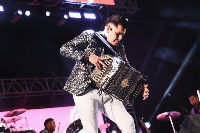 Arranca con más de 40 mil personas la Fiesta del Pueblo Tequisquiapan 2026.