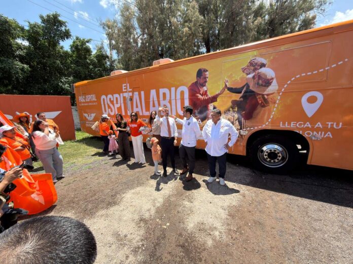 Habilita Paul Ospital oficina móvil para brindar servicios ciudadanos en Querétaro