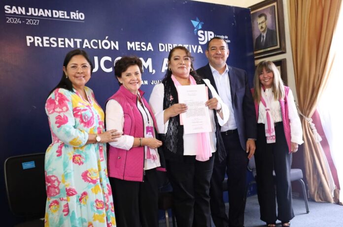 Roberto Cabrera encabeza presentación de la Mesa Directiva de MUCCAM Capítulo San Juan del Río