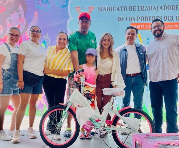 Realiza el Poder Ejecutivo festejo del Día del Niño para familias de colaboradores en San Juan del Río