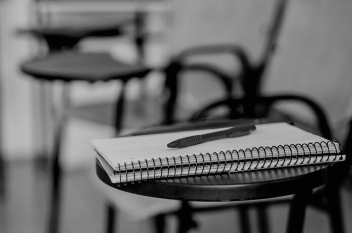 Reportan estables a lesionados de secundaria de Querétaro; USEBEQ suspende clases para definir protocolos