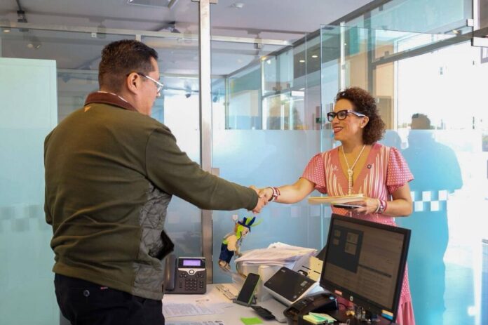 Adriana Meza propone paridad en cargos del Congreso de Querétaro