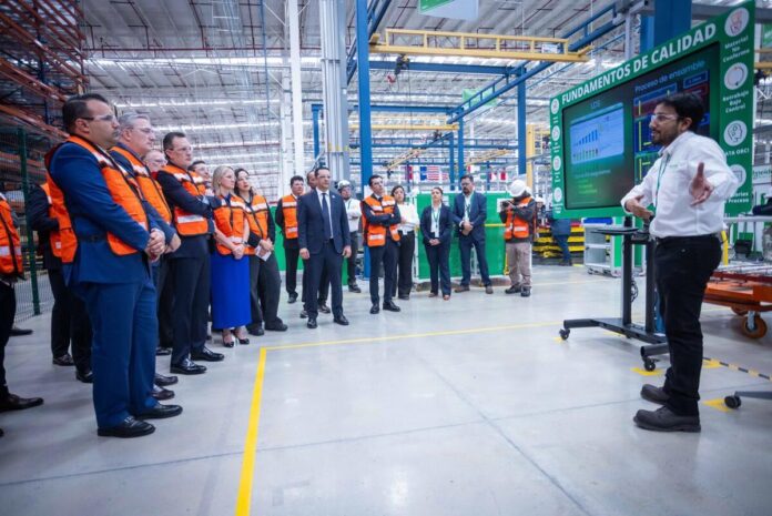 Inauguran en Colón el campus industrial de Schneider Electric