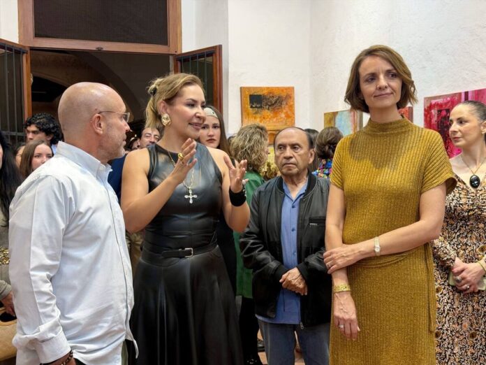 Inauguran en Querétaro la exposición Fracturas, de Marily Torres