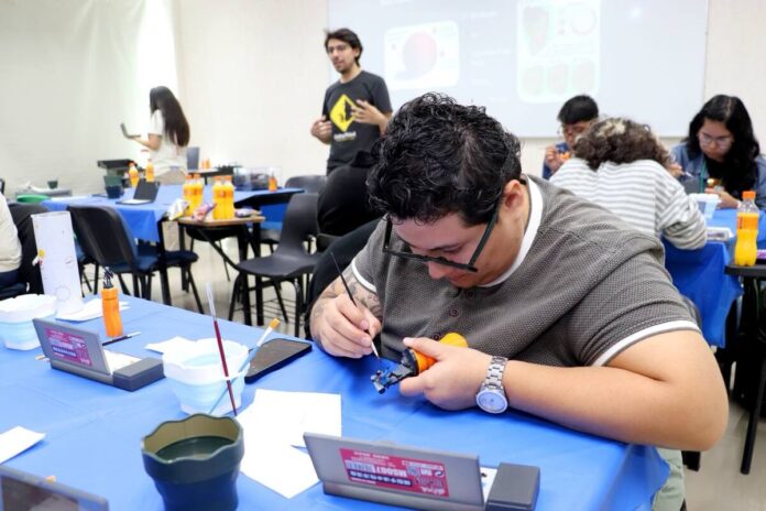 Jornada biotecnológica reúne a más de 200 estudiantes en Corregidora