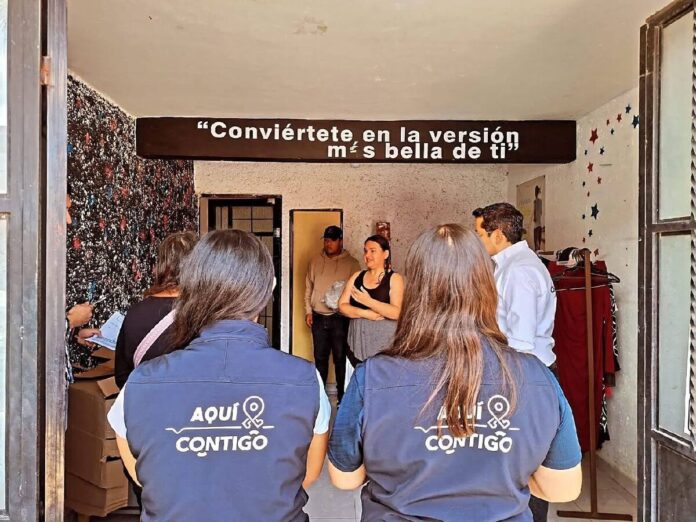 Secretaría del Trabajo entrega equipo a emprendedoras de San Juan del Río